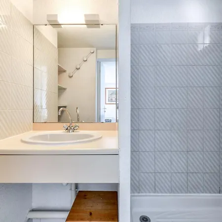 1 Bedroom For 6 アパート